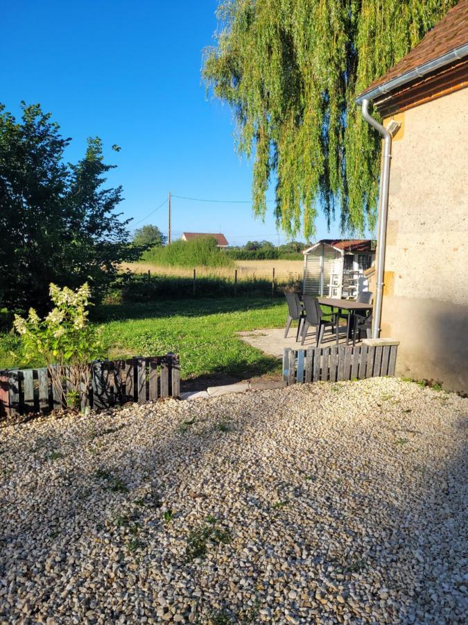 Maison Bourbonnaise Idealement Placee Proche Du Centre Ville De Moulins Neuvy  Exterior photo